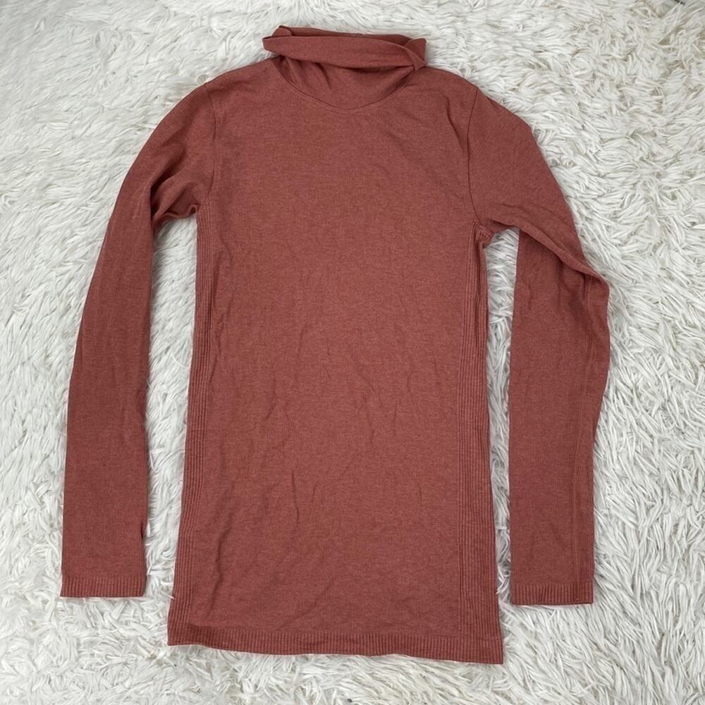 Lululemon Yin Vibes Turtleneck Copper Clay